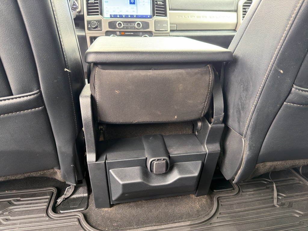 2022 Ford F-350 LARIAT