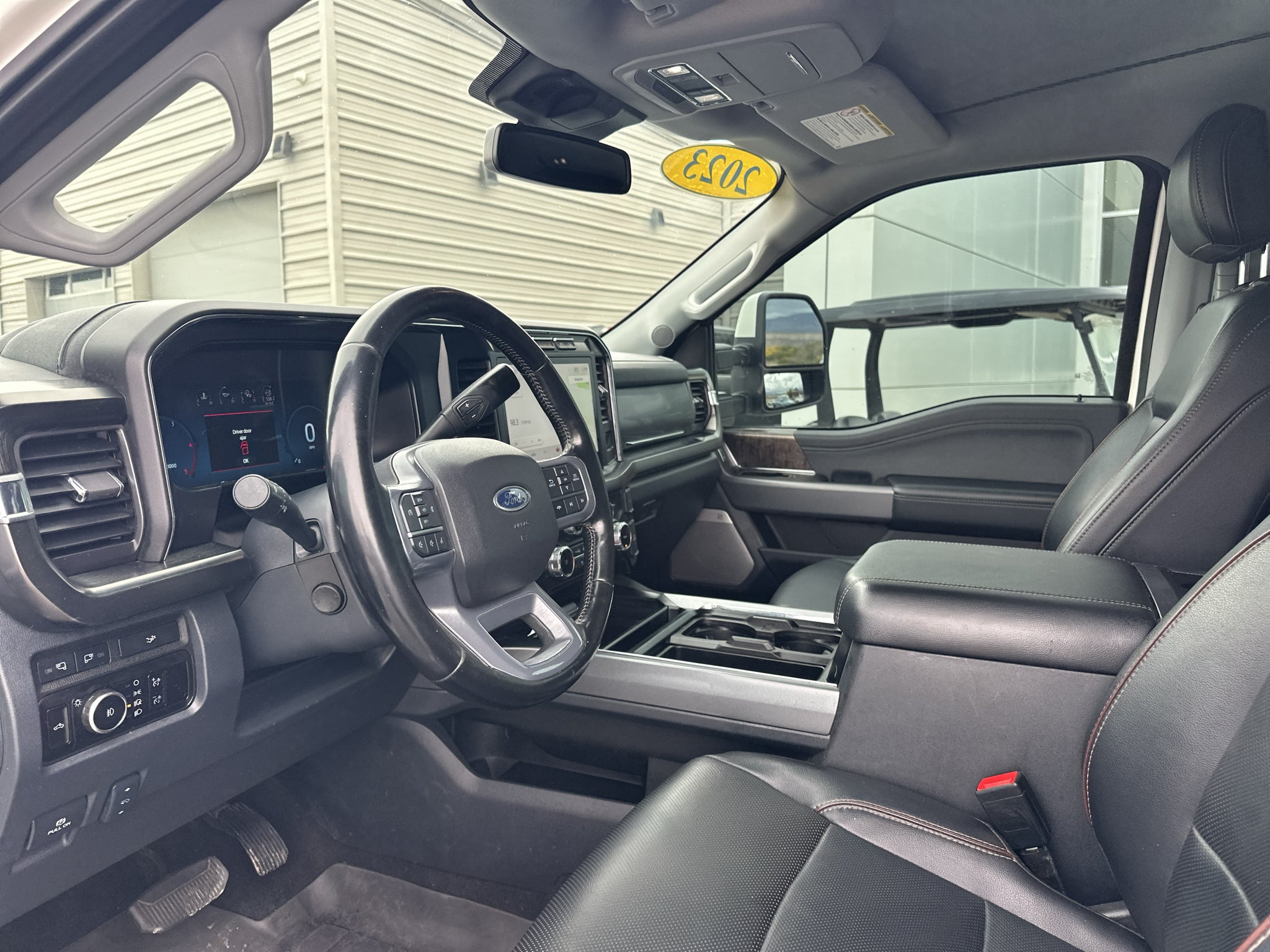 2023 Ford F-350 LARIAT
