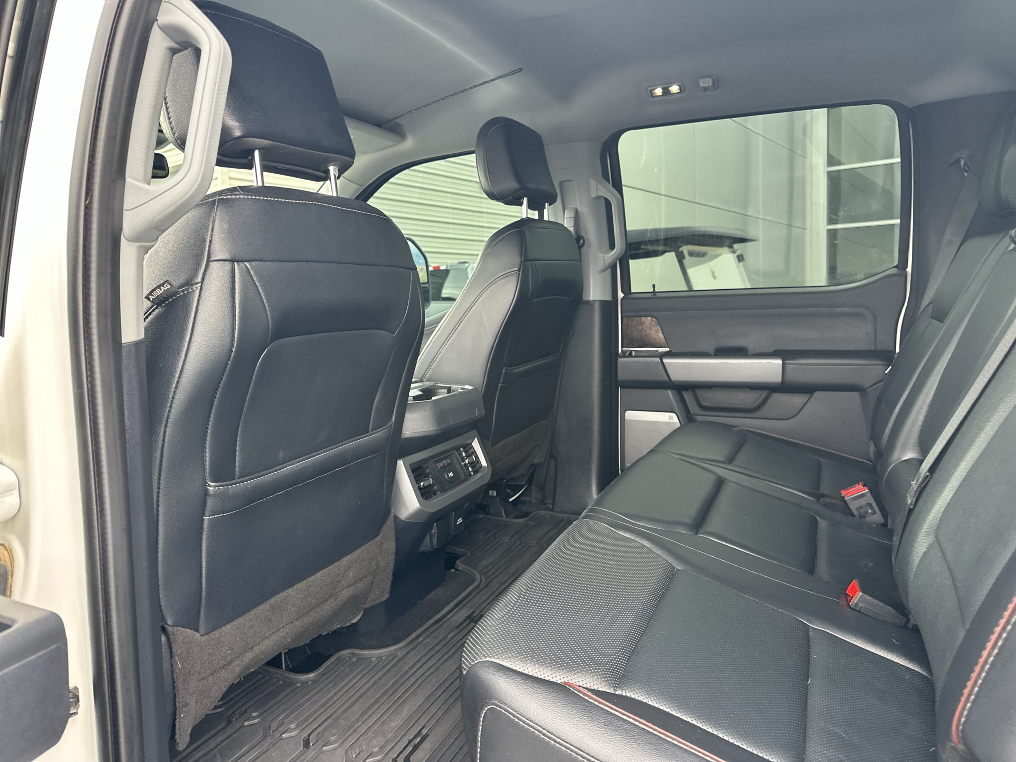 2023 Ford F-350 LARIAT