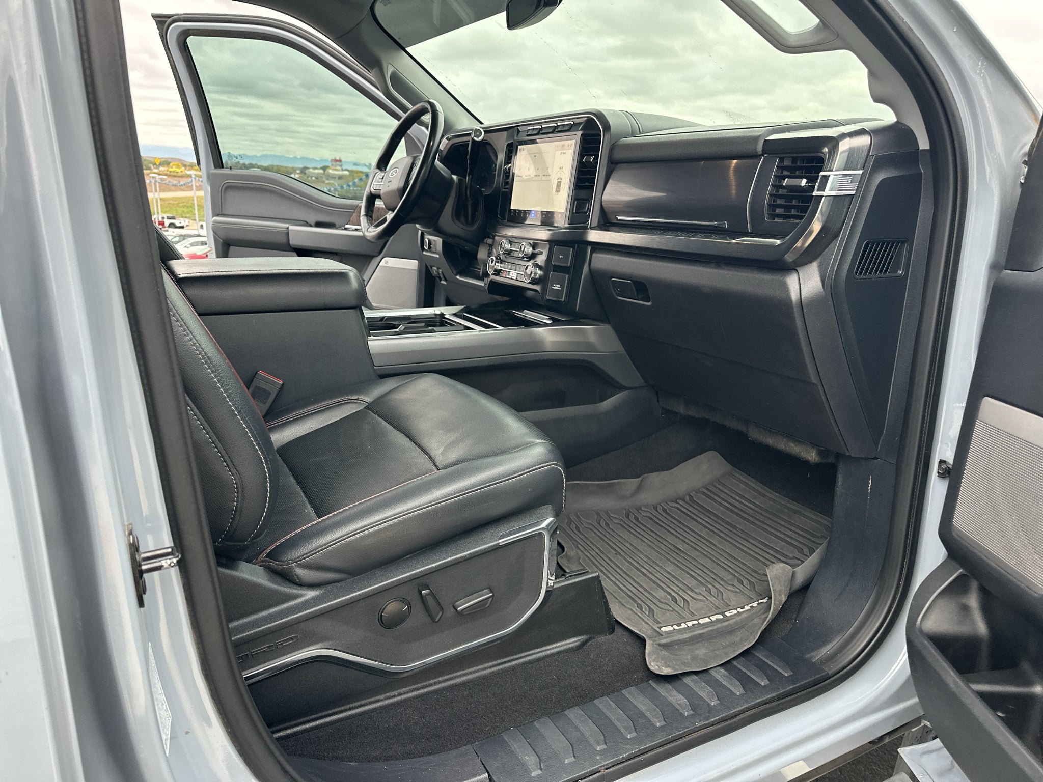 2024 Ford F-450 LARIAT