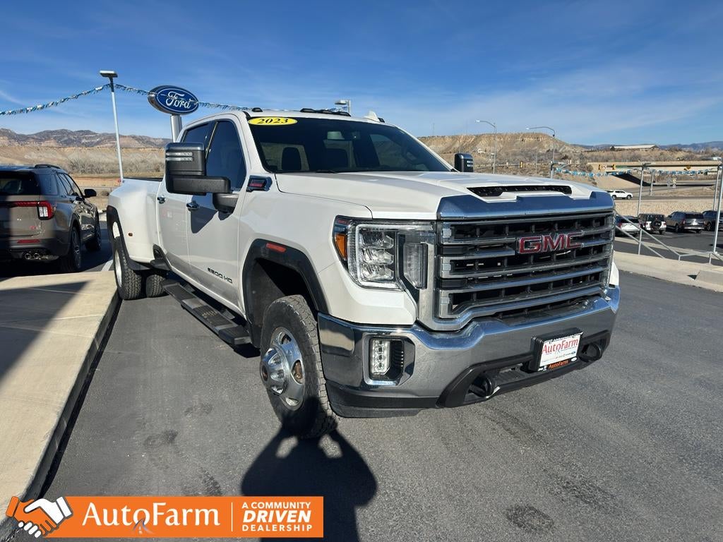 2023 GMC Sierra SLT