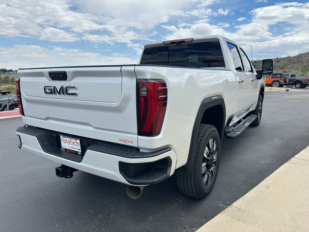 2025 GMC Sierra Denali