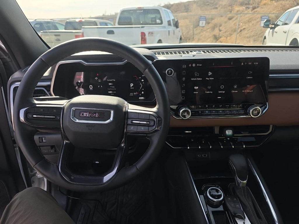 2025 GMC Canyon 4WD AT4