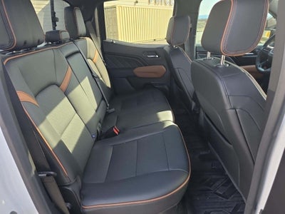 2025 GMC Canyon 4WD AT4