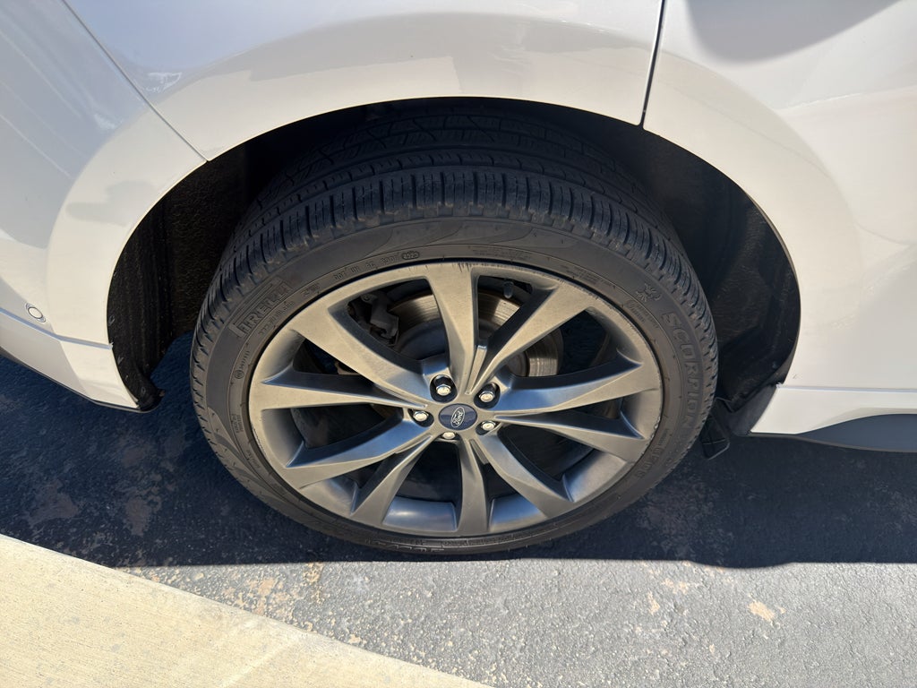 2017 Ford Edge Sport