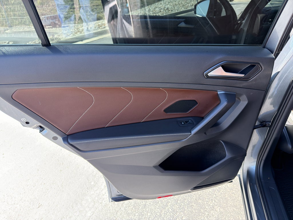 2022 Volkswagen Tiguan SEL R-Line