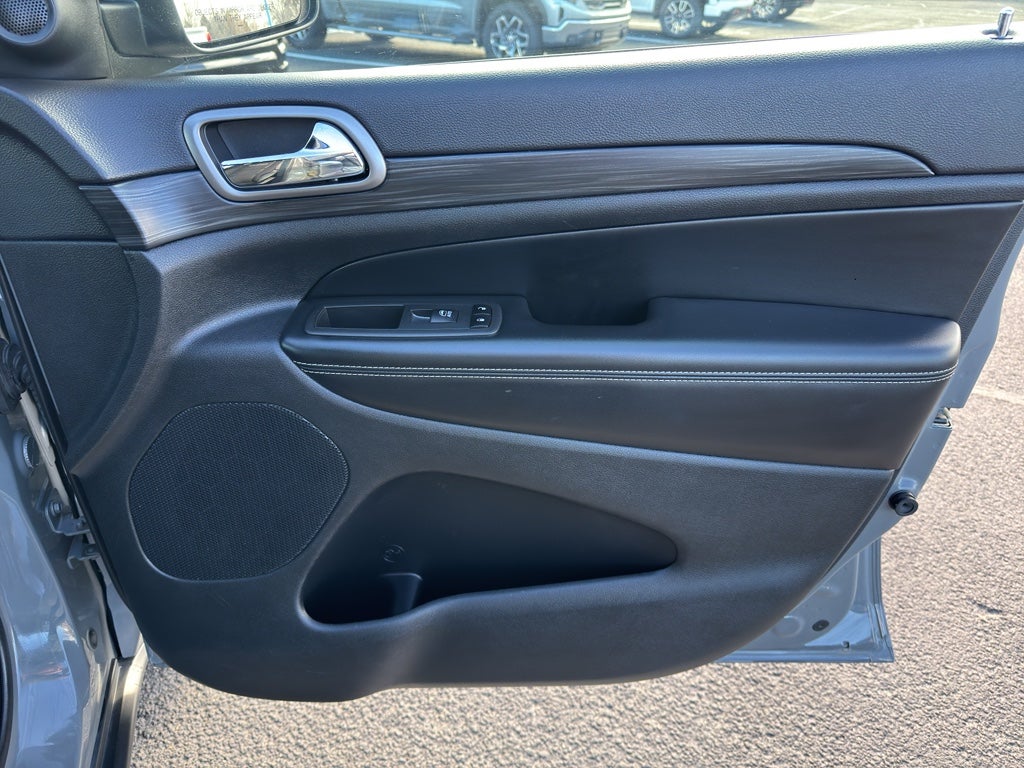 2021 Jeep Grand Cherokee Freedom