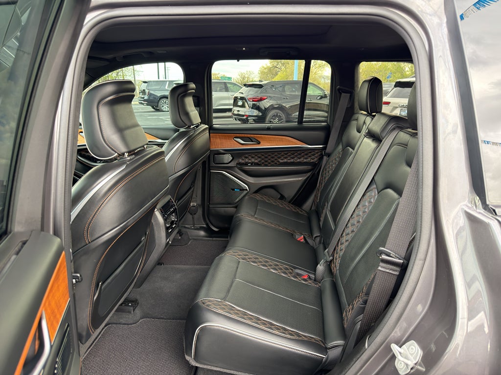 2023 Jeep Grand Cherokee 4xe Summit Reserve