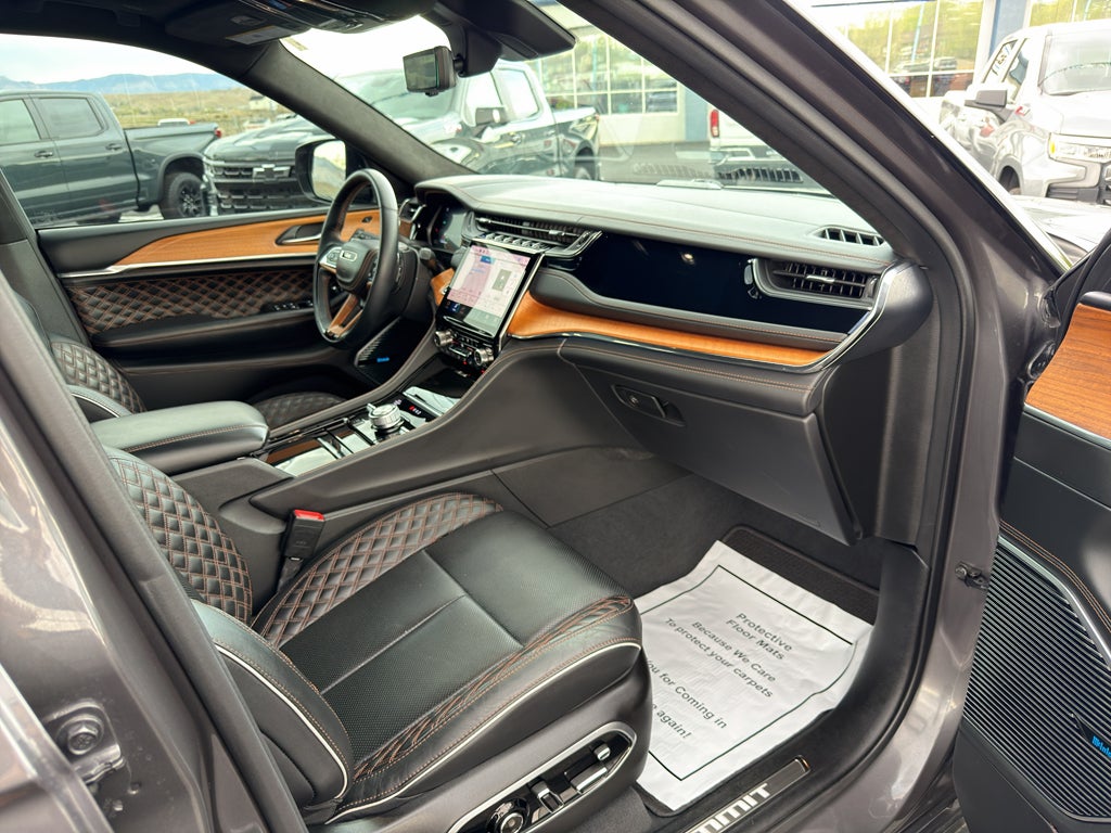 2023 Jeep Grand Cherokee 4xe Summit Reserve