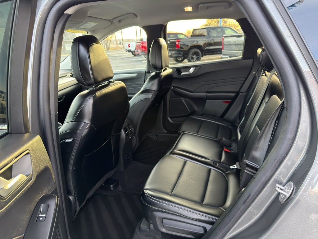 2025 Ford Escape Platinum