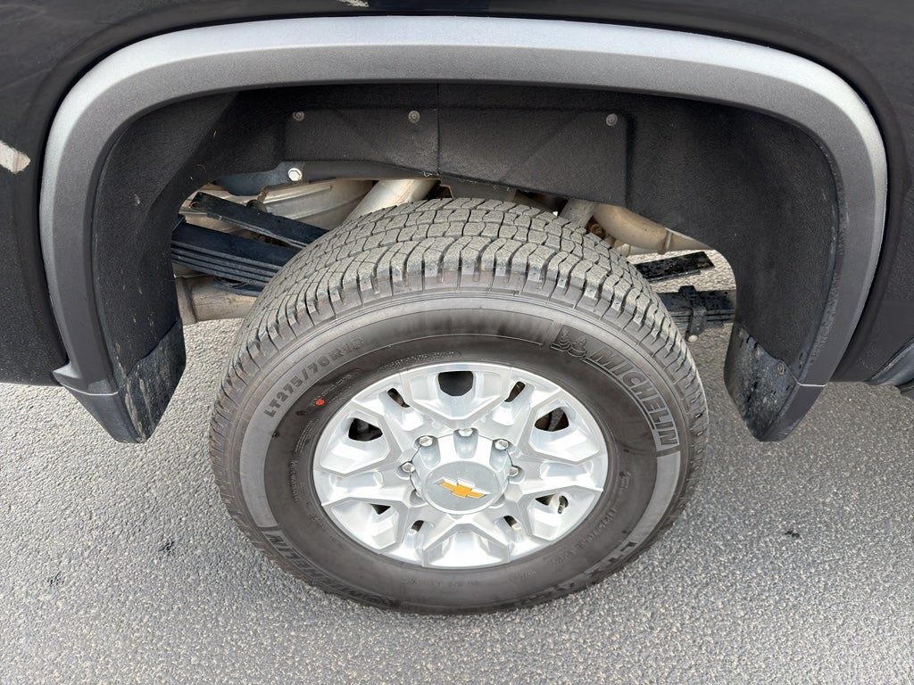 2025 Chevrolet Silverado LTZ