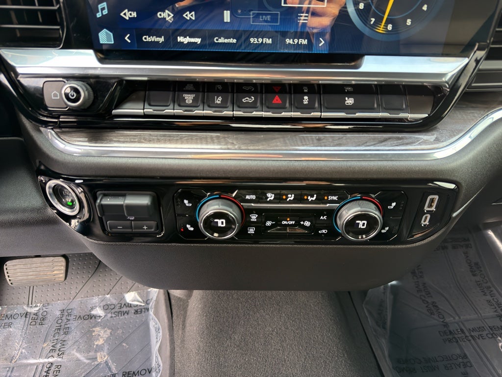 2025 Chevrolet Silverado LTZ