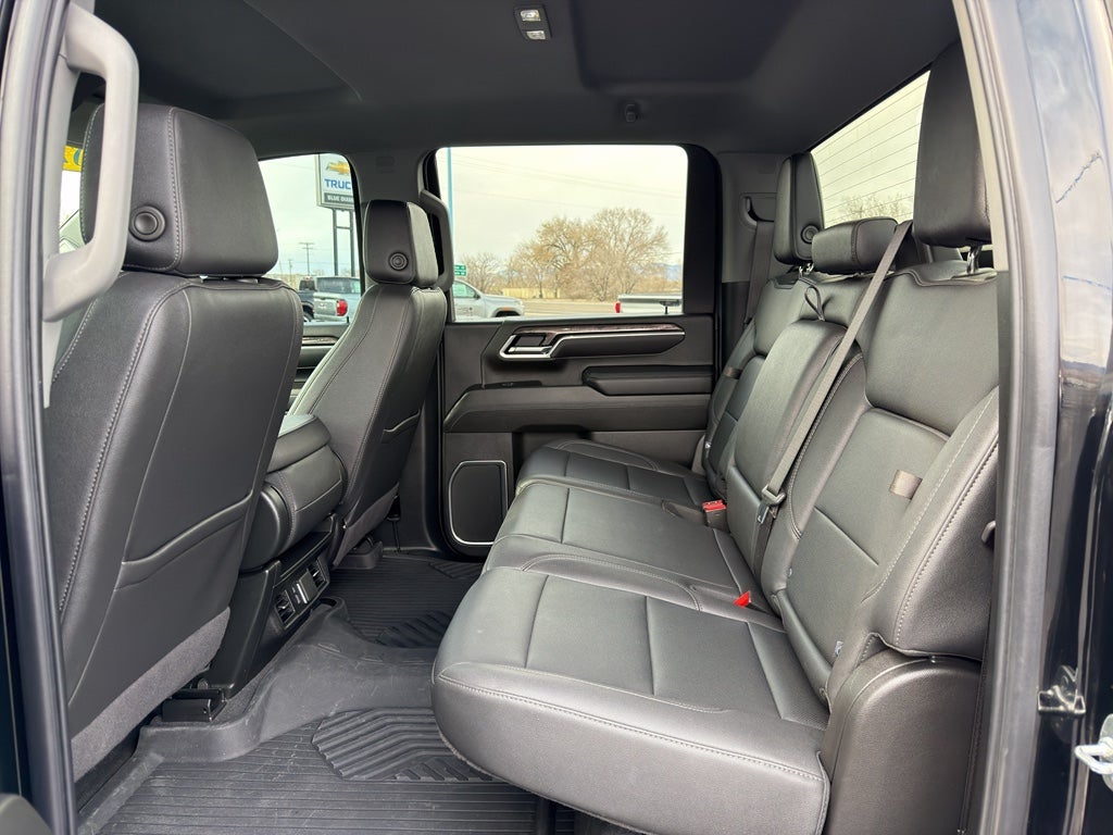 2025 Chevrolet Silverado LTZ