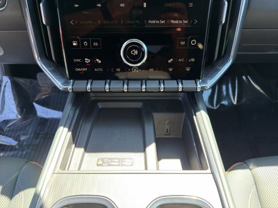 2024 GMC Acadia AWD AT4