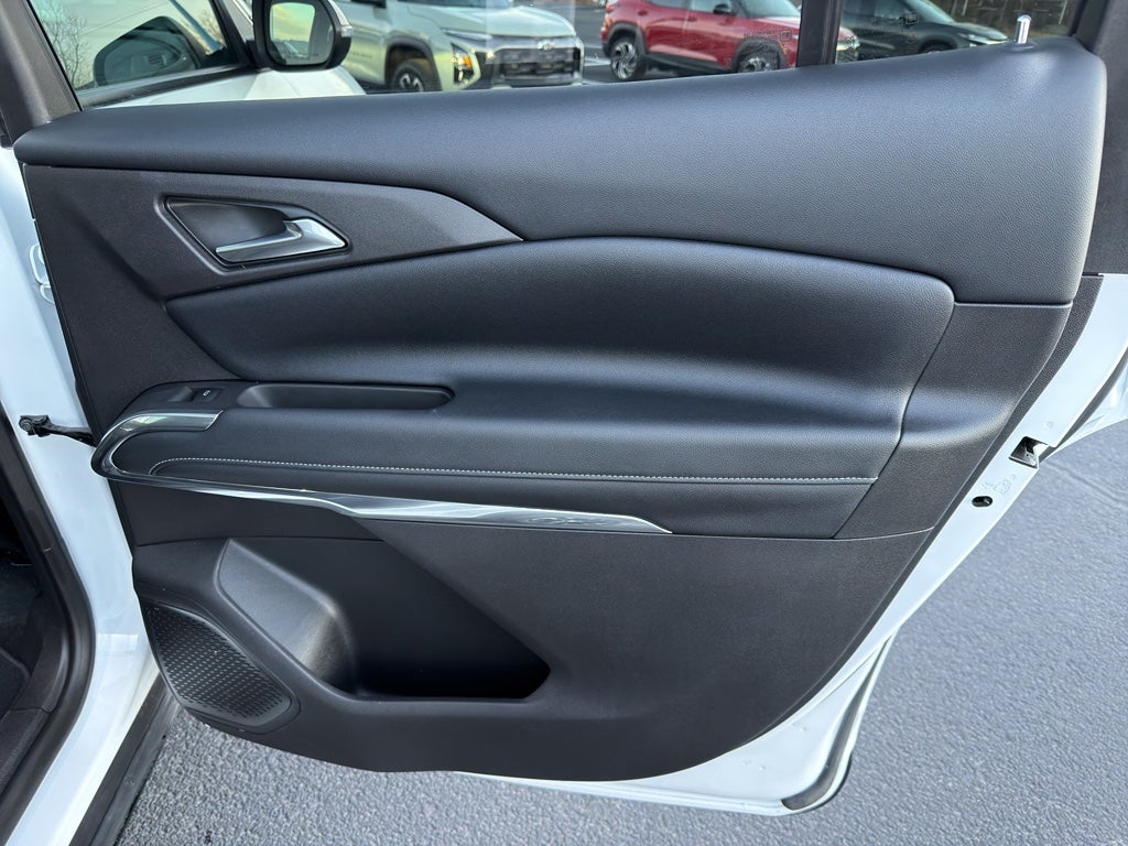 2025 Chevrolet Traverse AWD LT