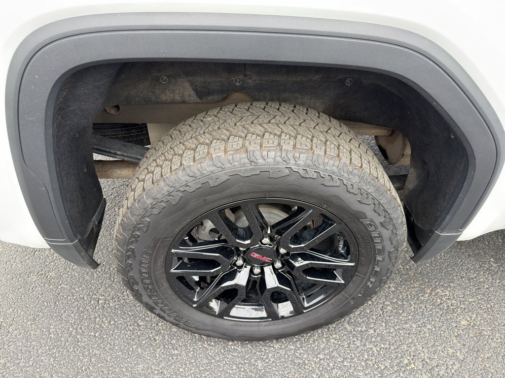 2024 GMC Sierra Elevation