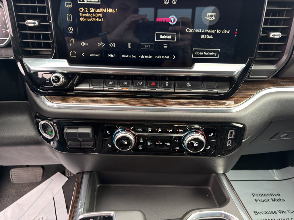 2024 GMC Sierra Elevation