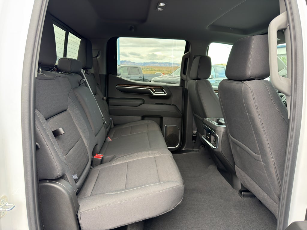 2024 GMC Sierra Elevation