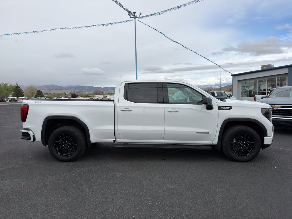 2024 GMC Sierra Elevation