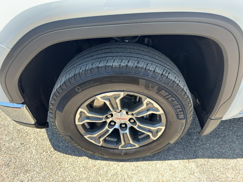 2024 GMC Sierra SLT