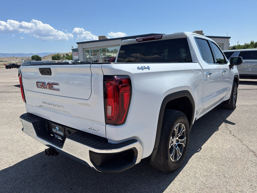 2024 GMC Sierra SLT