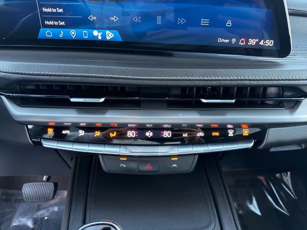 2024 Cadillac XT4 AWD Premium Luxury