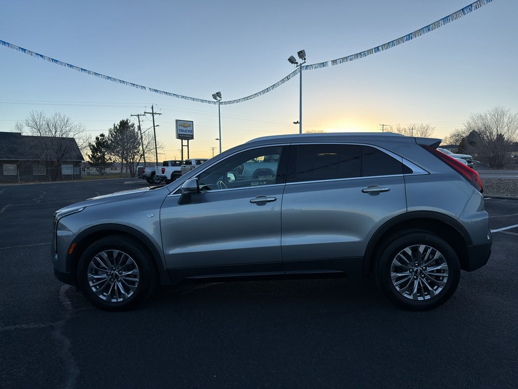 2024 Cadillac XT4 AWD Premium Luxury