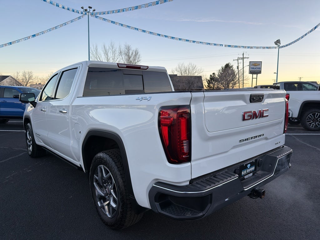 2022 GMC Sierra SLT