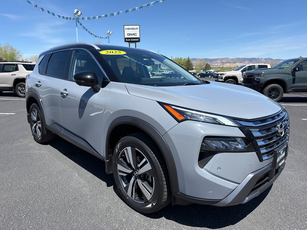 2025 Nissan Rogue SL AWD's photo