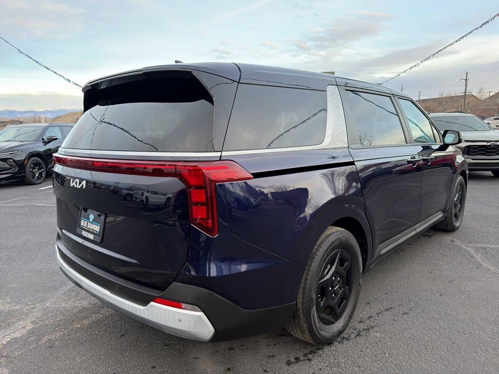 2025 Kia Carnival LXS