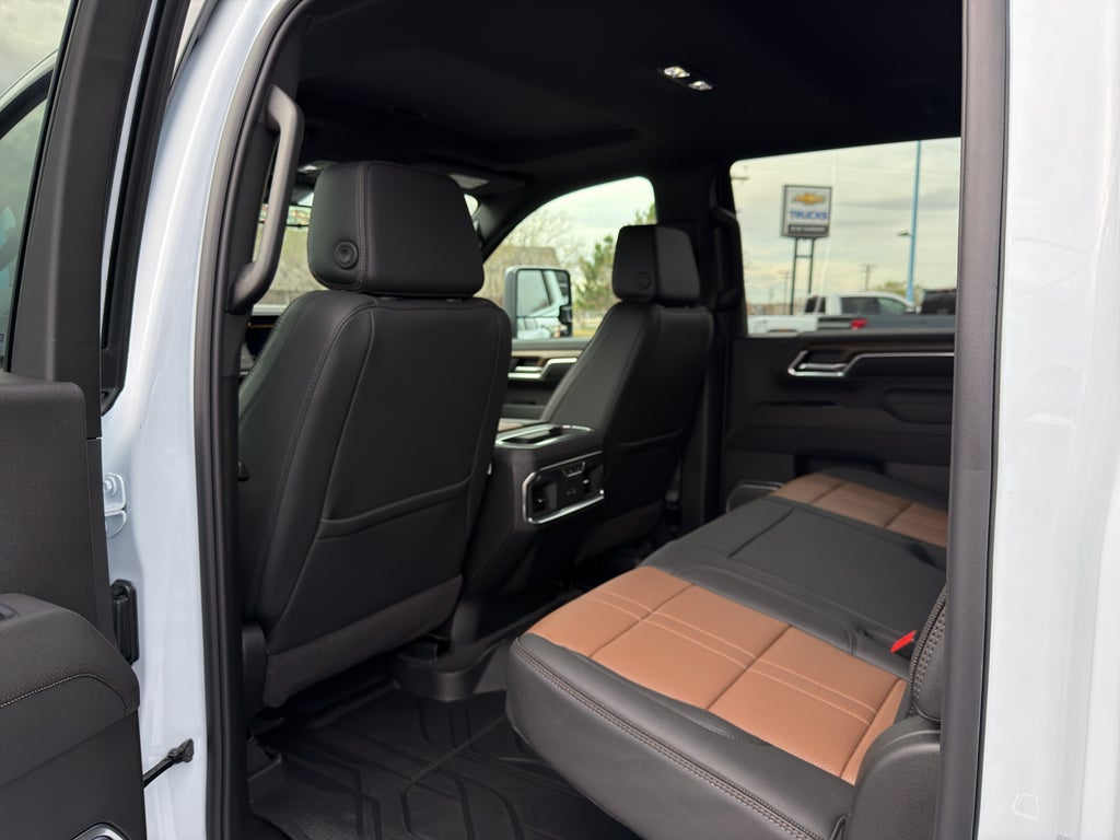 2026 Chevrolet Silverado 3500 HD High Country DRW