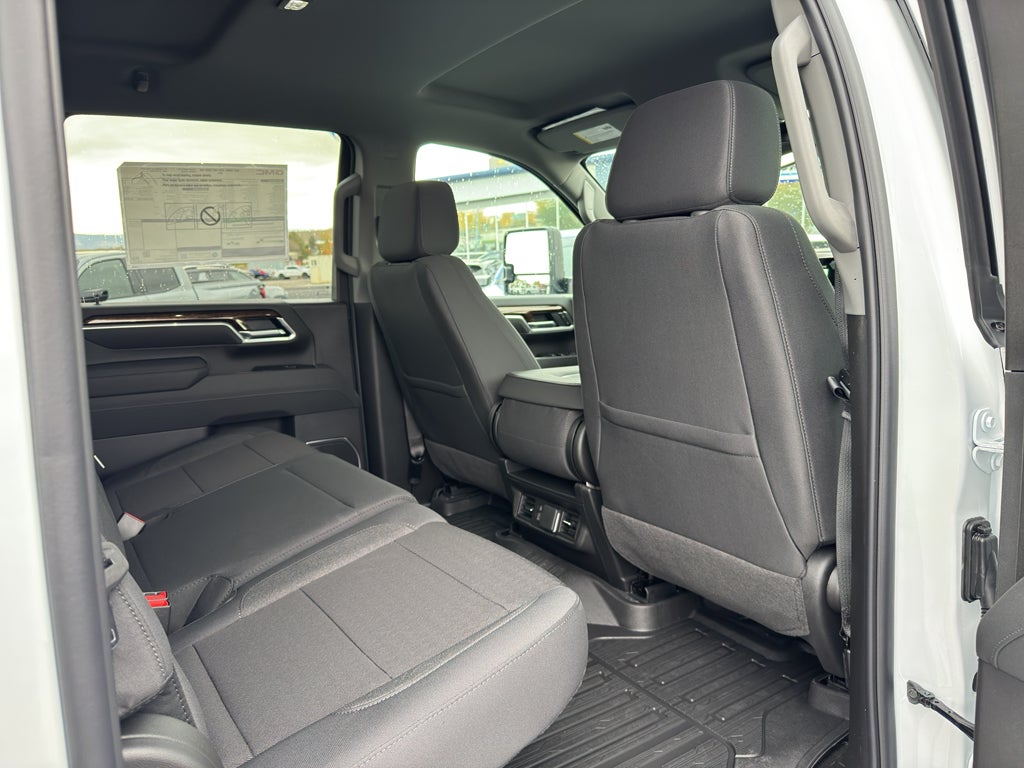 2026 GMC Sierra 3500 HD SLE