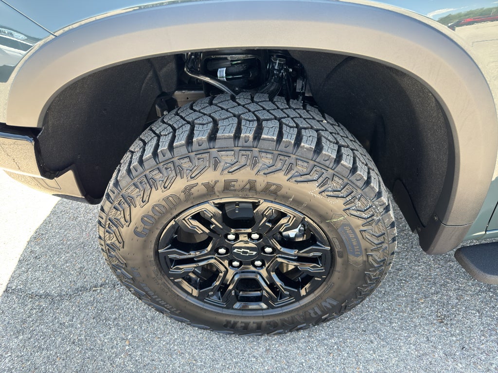 2025 Chevrolet Silverado 1500 ZR2