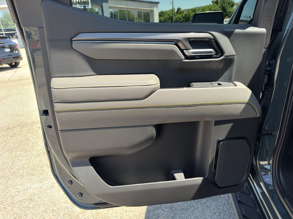 2025 Chevrolet Silverado 1500 ZR2